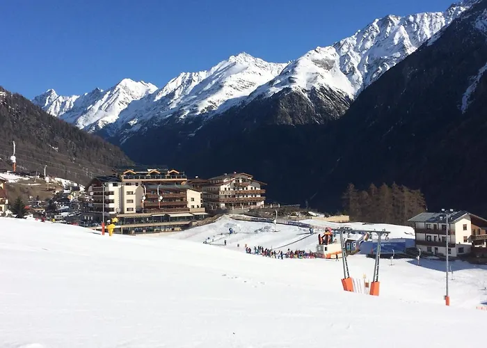 Alpendiamond In & Bike Out 200, 400 & Penthouse 600 Апартаменты Зёльден