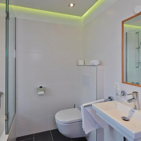 Alpendiamond Ski In & Bike Out Apartments Top 200, 400 & Penthouse 600 Solden