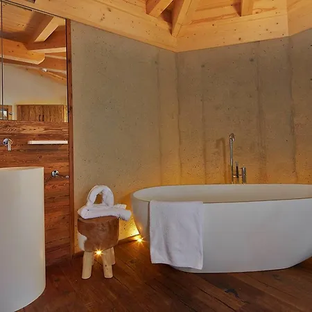 Apartment Alpendiamond Ski In & Bike Out Apartments Top 200, 400 & Penthouse 600 Solden