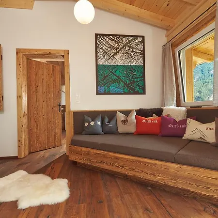 Alpendiamond Ski In & Bike Out Apartments Top 200, 400 & Penthouse 600 Apartment