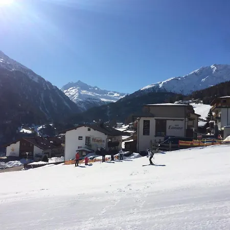 Alpendiamond Ski In & Bike Out Apartments Top 200, 400 & Penthouse 600 * Solden