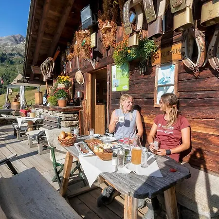 Apartamento Alpendiamond In & Bike Out 200, 400 & Penthouse 600 *