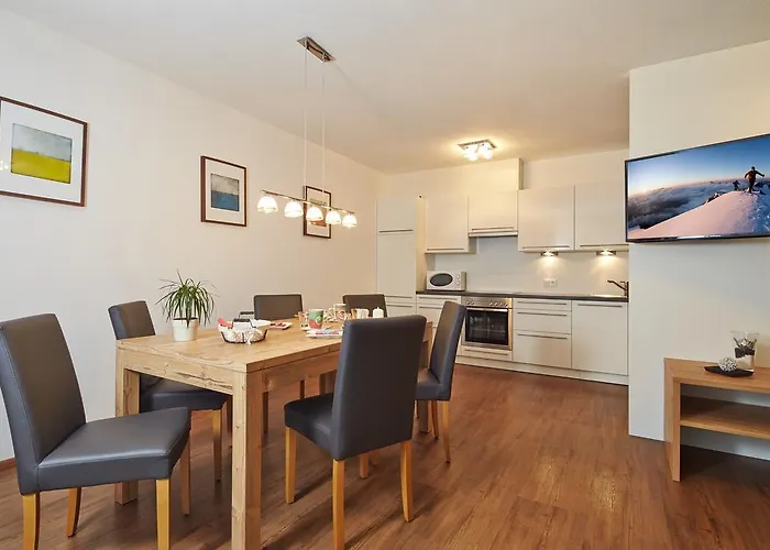 아파트 Alpendiamond In & Bike Out 200, 400 & Penthouse 600 *