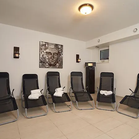 Apartament Alpendiamond In & Bike Out 200, 400 & Penthouse 600 *